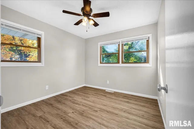 $260,000 | 104 Robert Drive, Normal, IL 61761