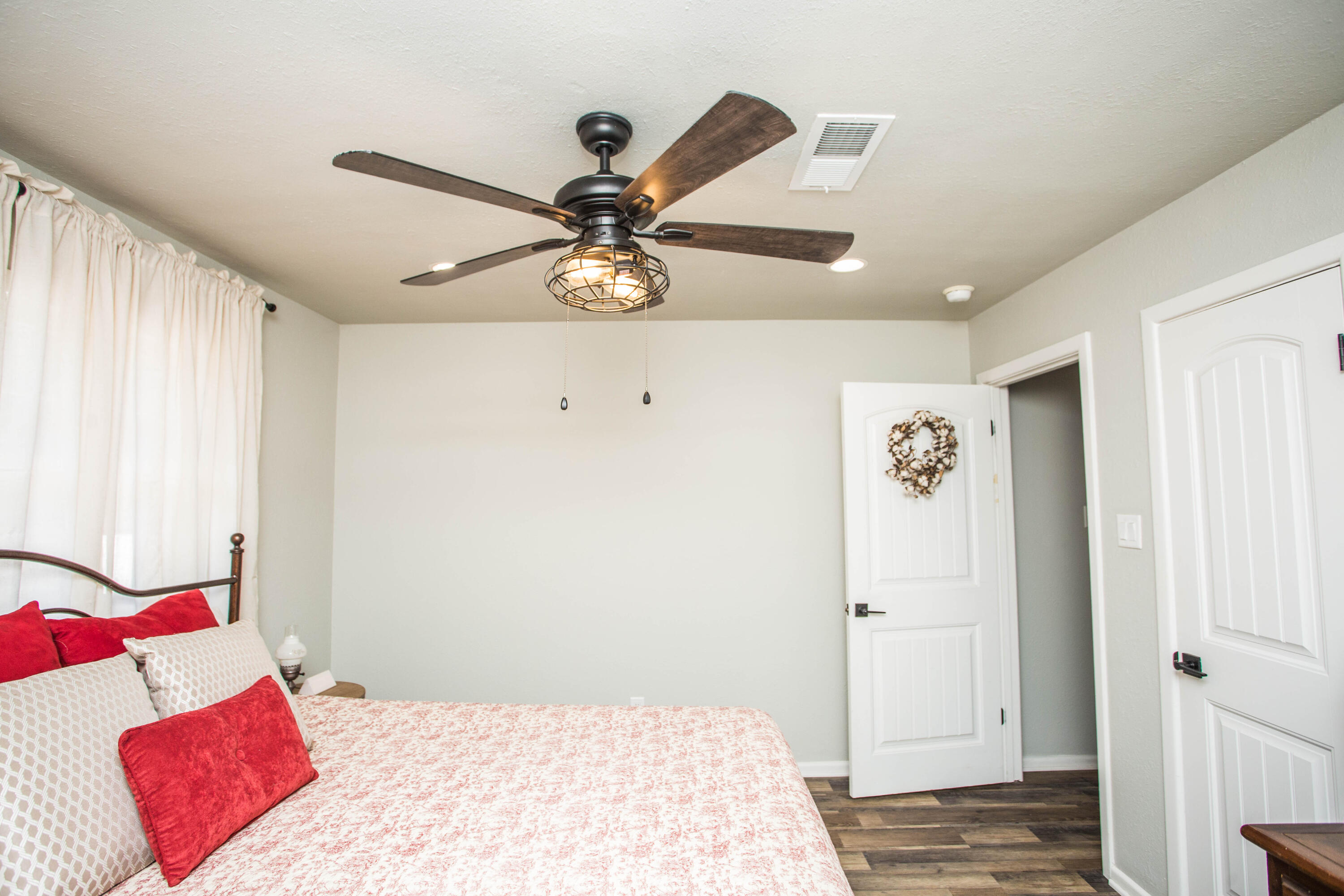 2121 70th Street Lubbock, TX 79412 - Photo 42 of 66 5V2A3805