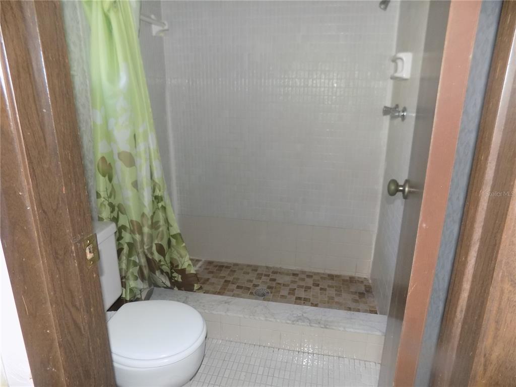 613 Southwest 75th Street, Unit 101 Gainesville, FL 32607 - Photo 12 of 27