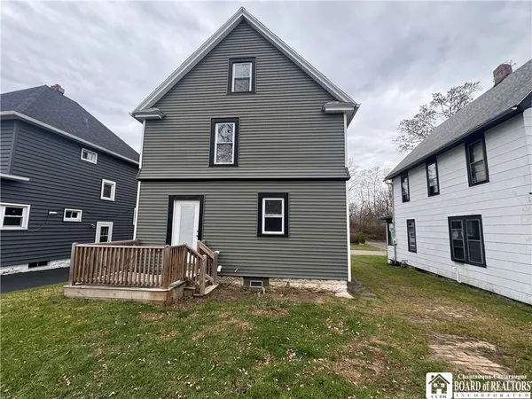 $163,900 | 31 West Howard Avenue, Dunkirk, NY 14048