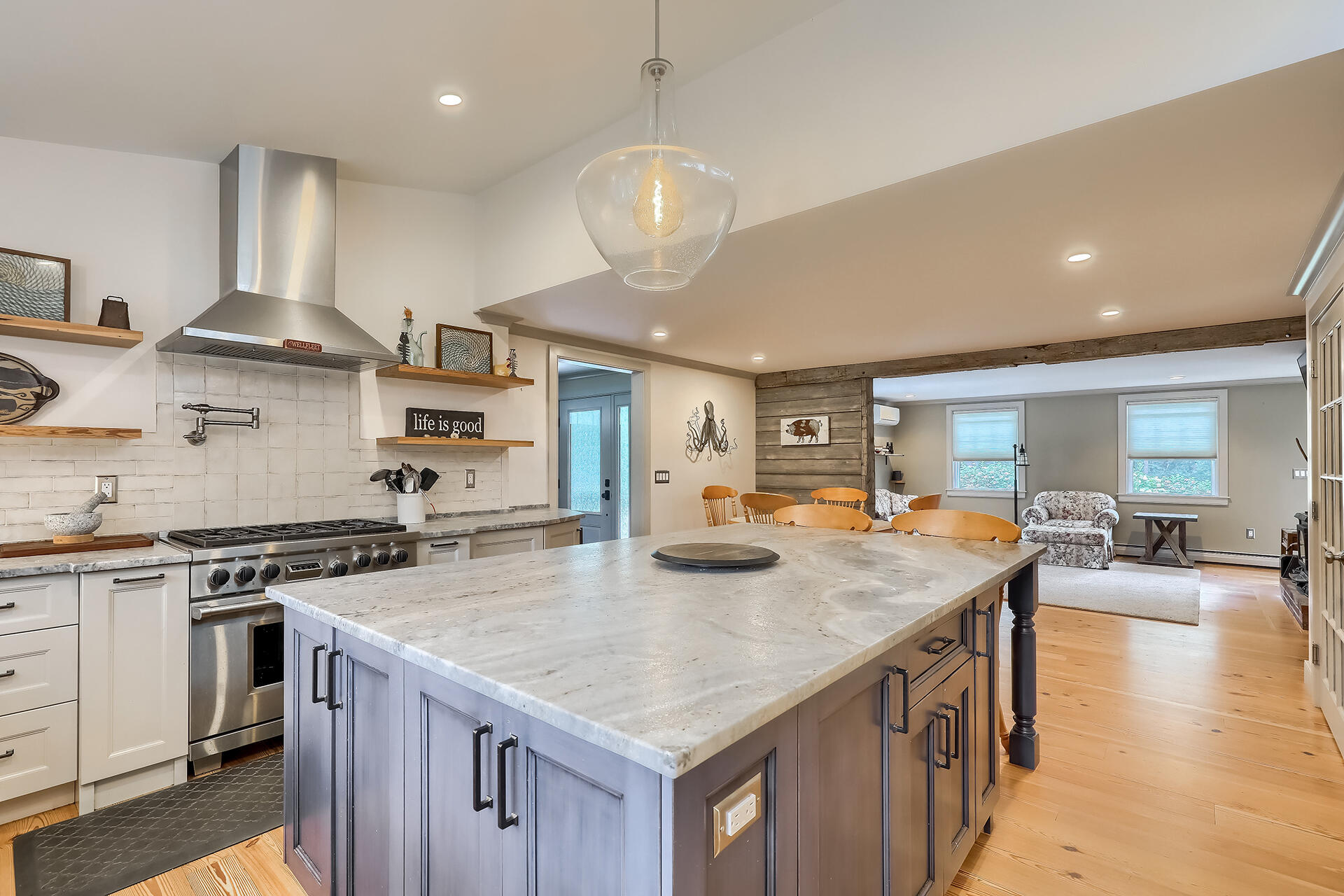 25 Upper Marsh Road Wellfleet, MA 02667 - Photo 4 of 23 Kitchen