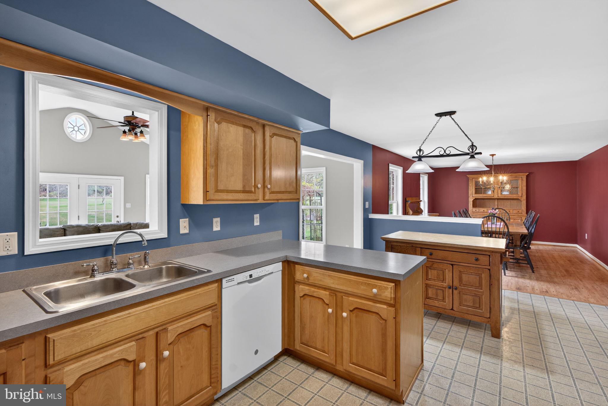 1555 Kumry Road Quakertown, PA 18951 - Photo 18 of 70