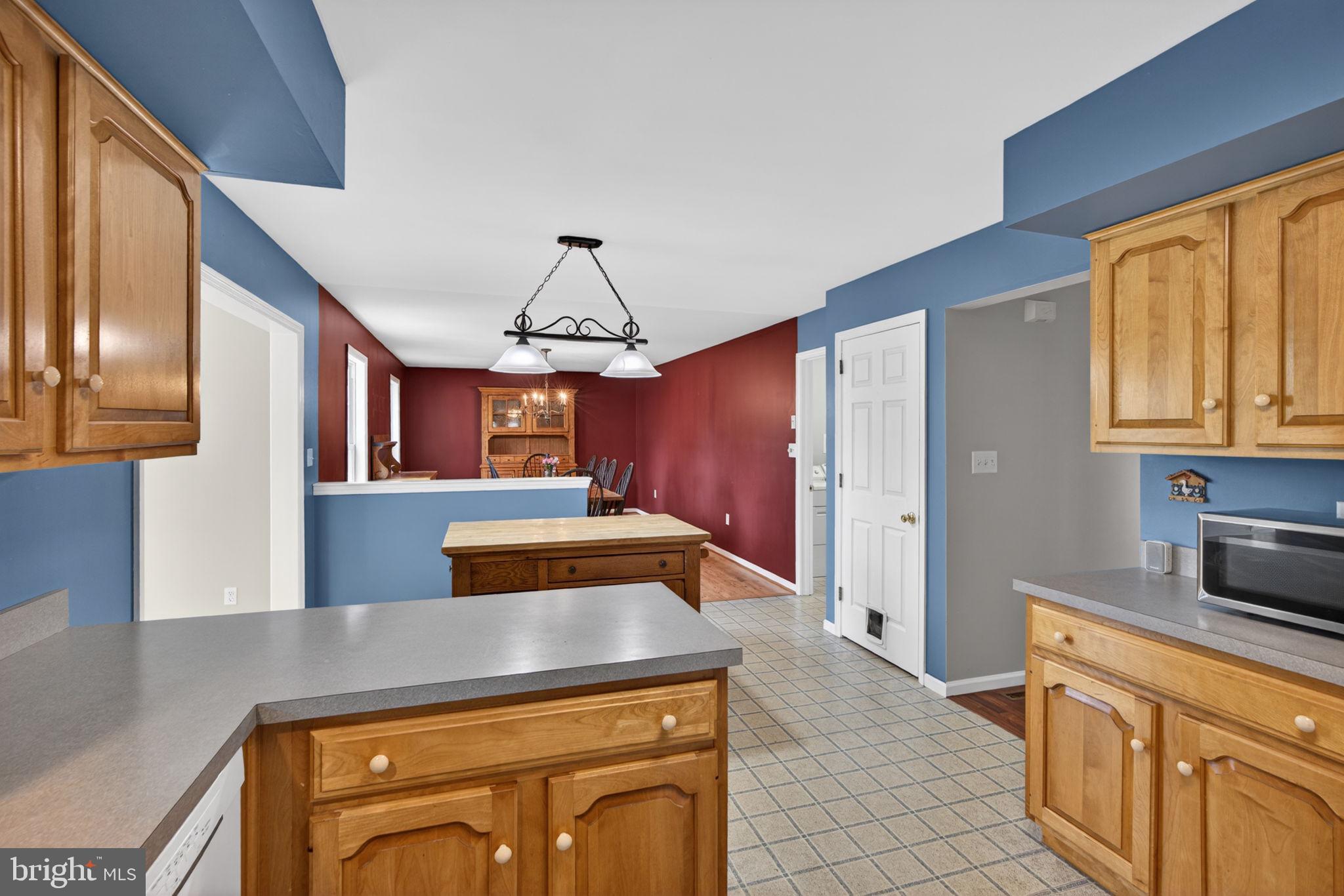 1555 Kumry Road Quakertown, PA 18951 - Photo 19 of 70