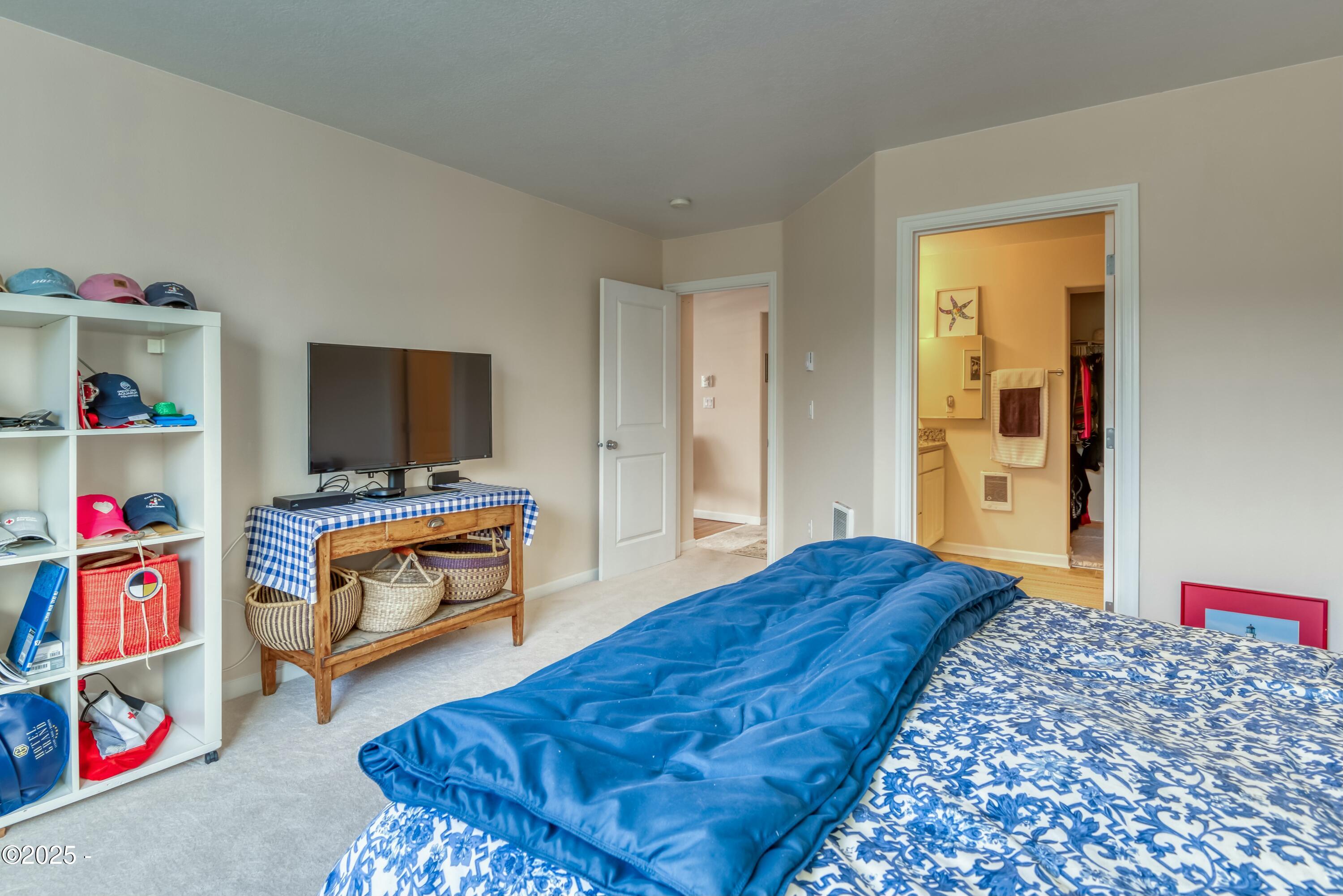 1120 Northwest Spring Street Newport, OR 97365 - Photo 14 of 25 tempImage9NRPOu