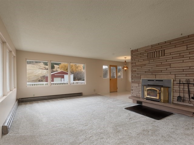 11128 North Morrison Road Spokane, WA 99217 - Photo 2 of 20