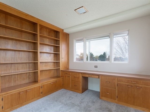 11128 North Morrison Road Spokane, WA 99217 - Photo 3 of 20