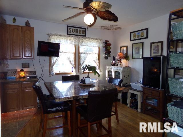 305 Maple Street Bennett, IA 52721 - Photo 6 of 11 Gallery Image 6