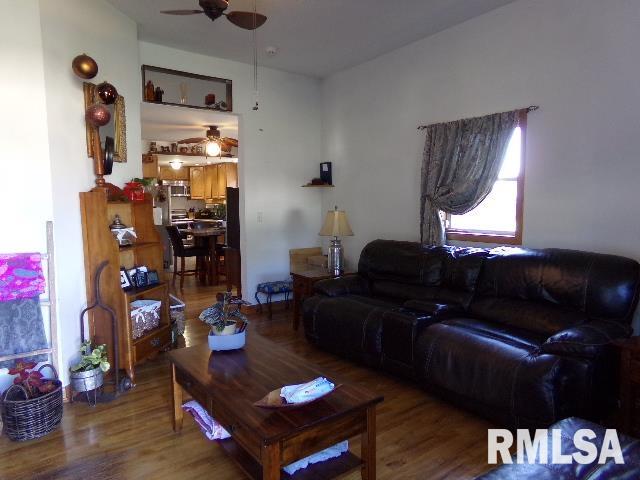 305 Maple Street Bennett, IA 52721 - Photo 9 of 11 Gallery Image 9