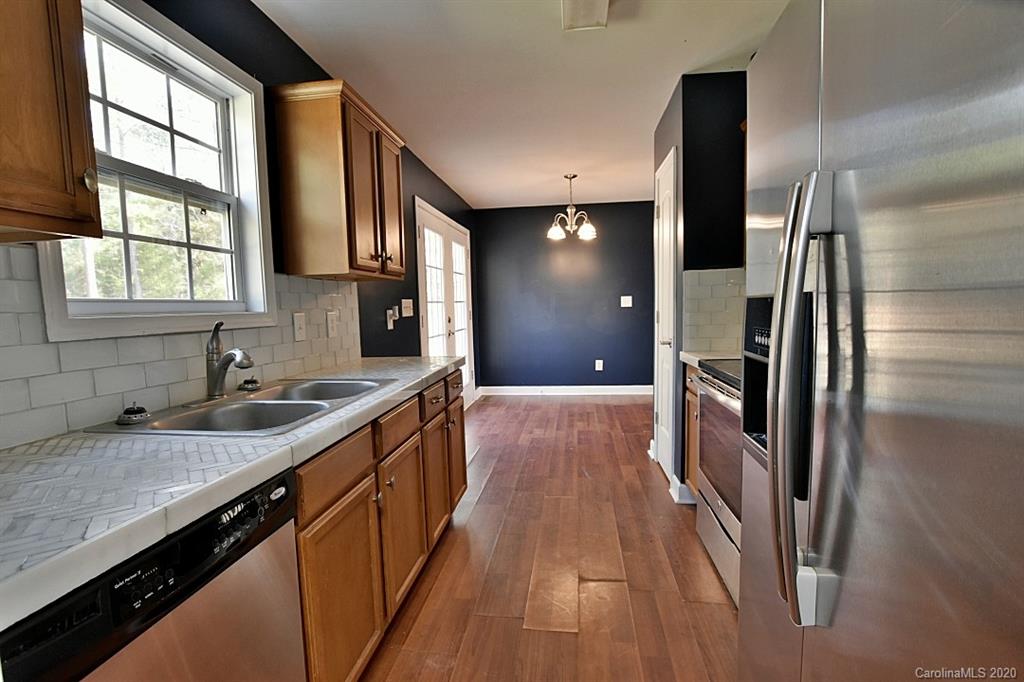 2627 Westbrook Road Edgemoor, SC 29712 - Photo 11 of 20 Gallery Image 11