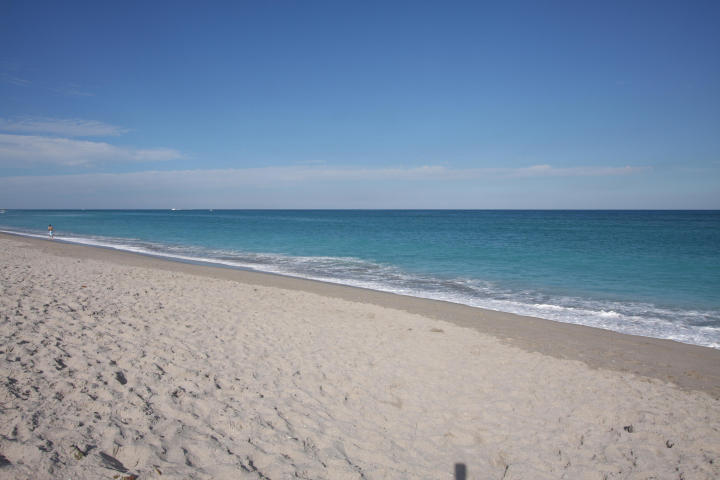 717 Highway 1, Unit 204 Jupiter, FL 33477 - Photo 21 of 23 a view of a room with an empty space