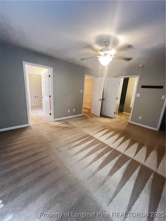 208 Wood Run Sanford, NC 27332 - Photo 14 of 29 a view of a livingroom with a ceiling fan