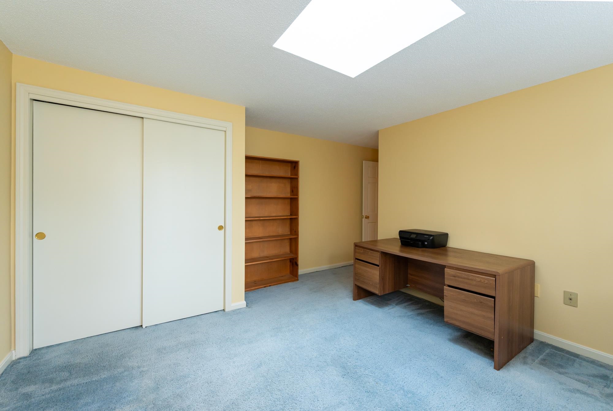 285 East Dunstable Road Nashua, NH 03062 - Photo 26 of 53