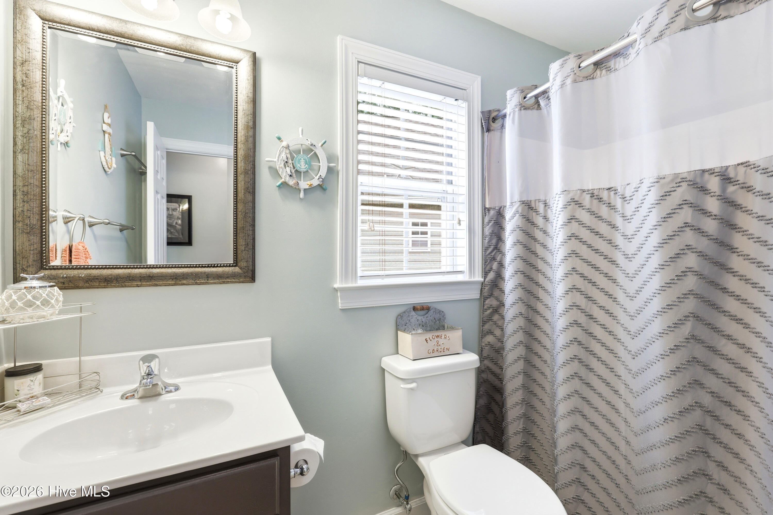 117 Cedar Tree Lane Southwest Calabash, NC 28467 - Photo 24 of 48 Guest bath.
