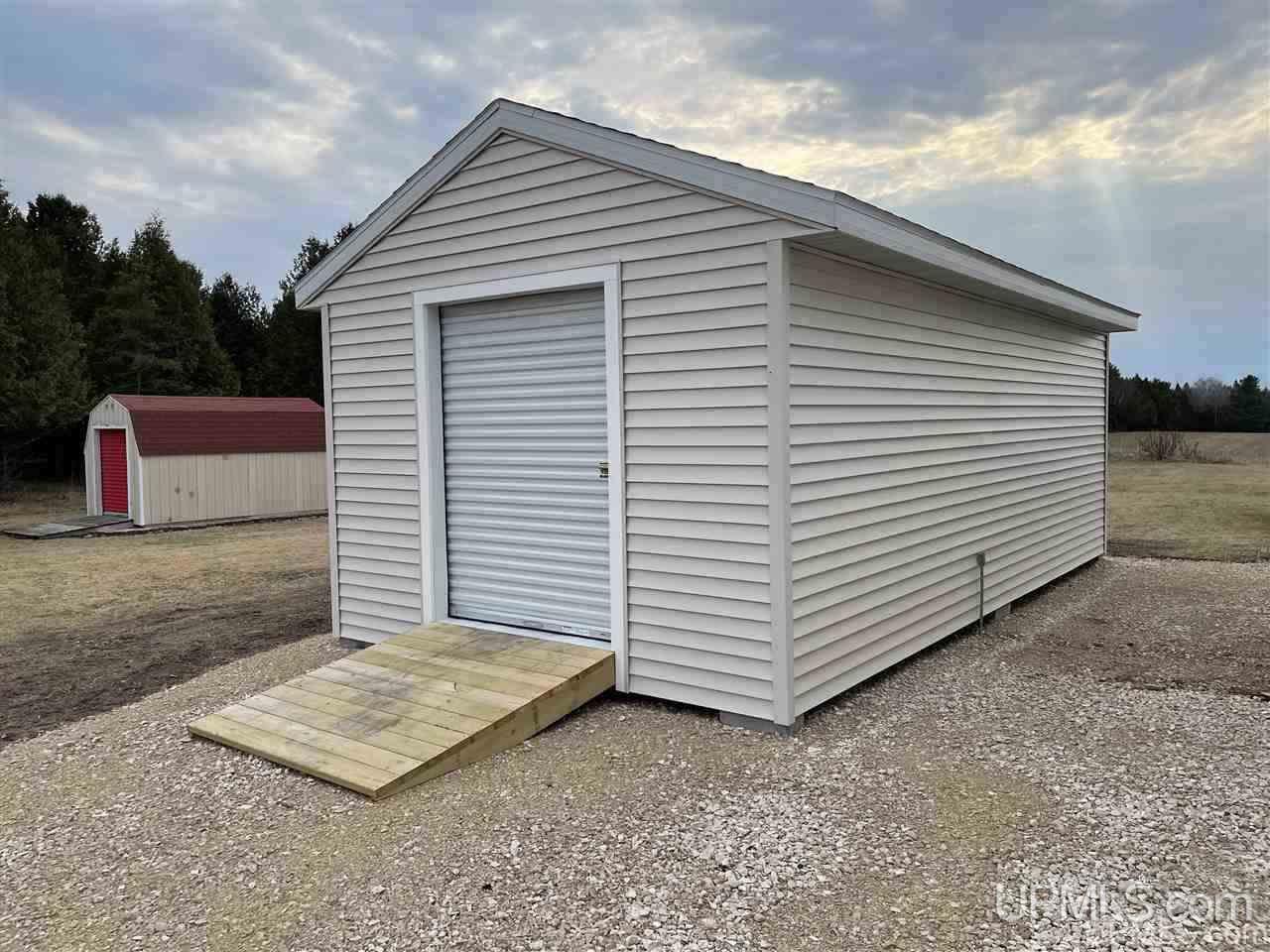1109N Town Line Road Gulliver, MI 49840 - Photo 28 of 35