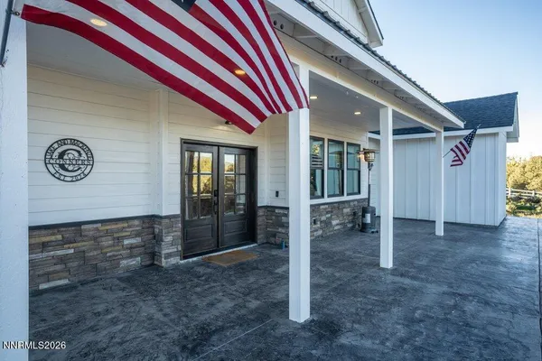 a view of entryway