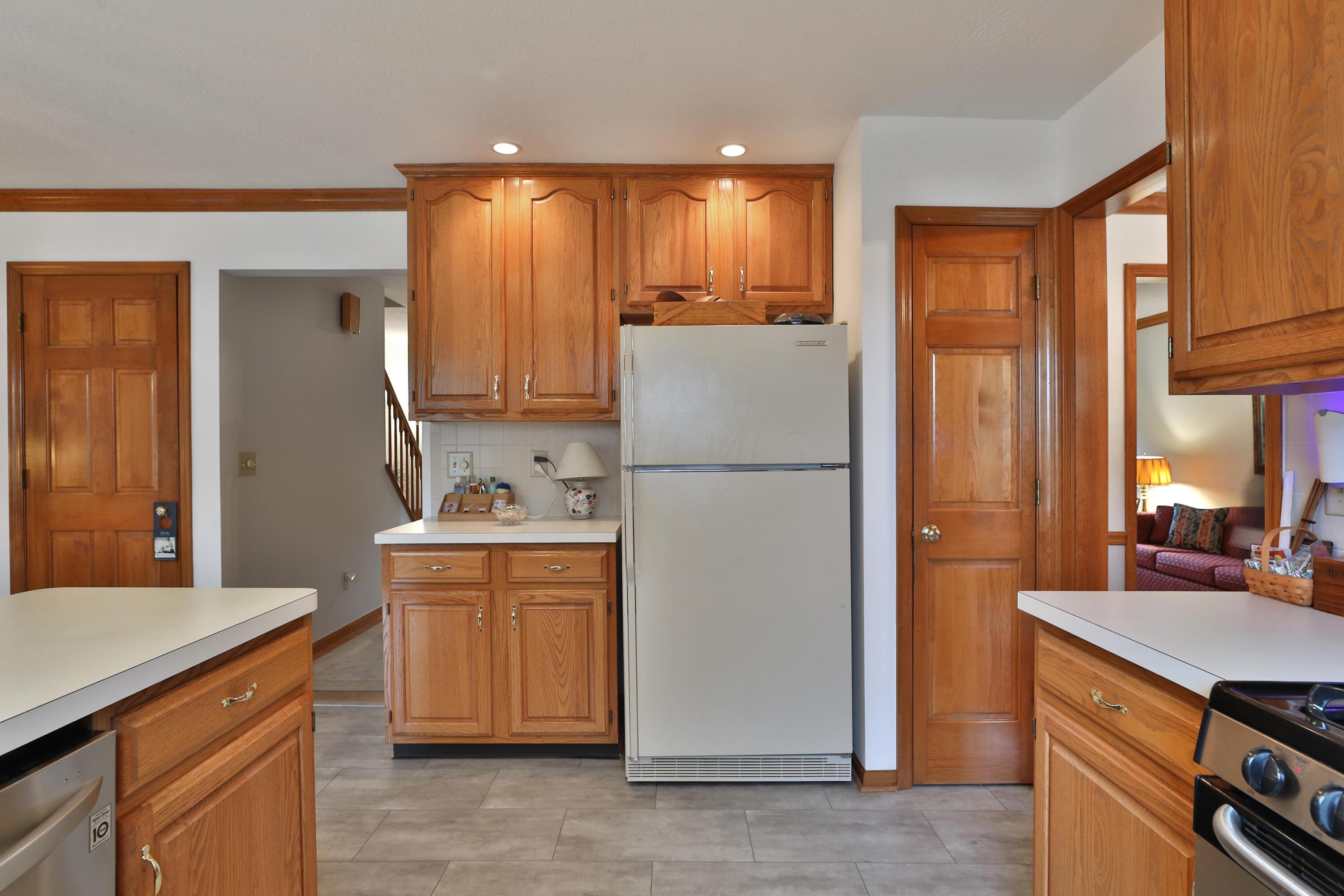 1244 Rice Avenue Columbus, OH 43230 - Photo 15 of 50 Kitchen
