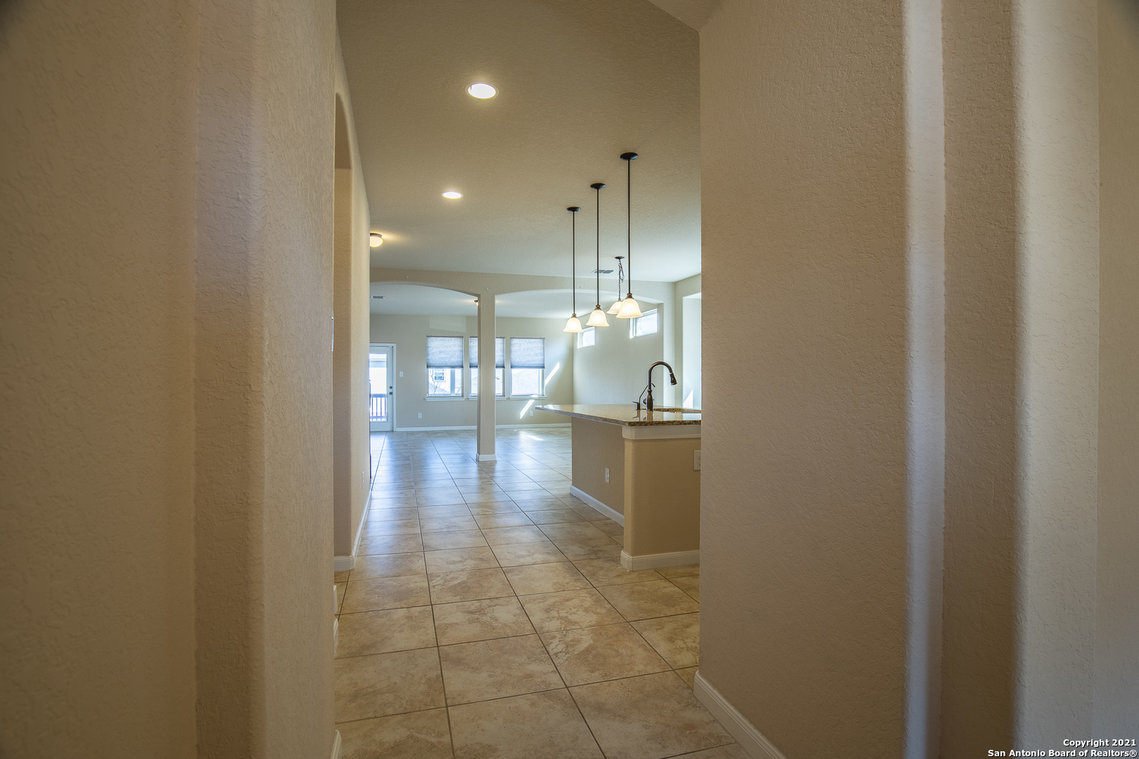 10348 Obernai Path Schertz, TX 78154 - Photo 9 of 50