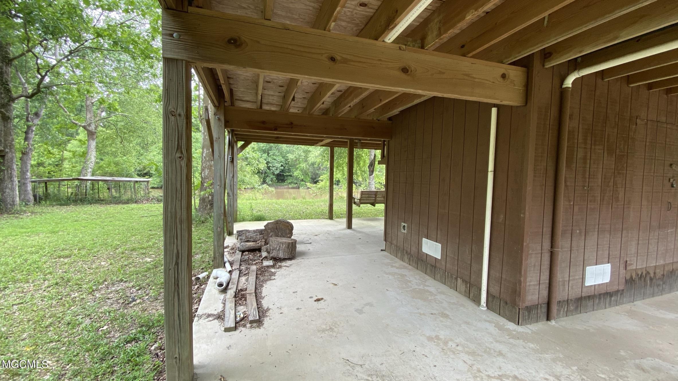 76 Oak Point Road Picayune, MS 39466 - Photo 13 of 36 IMG_1638
