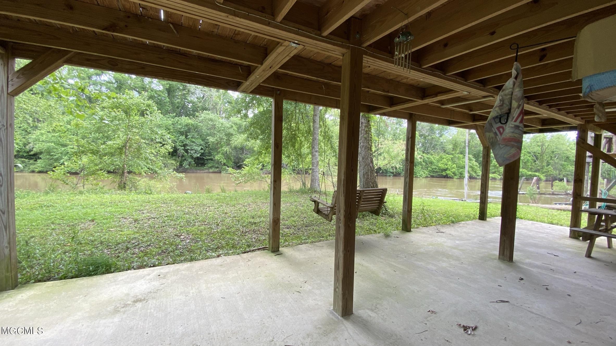 76 Oak Point Road Picayune, MS 39466 - Photo 18 of 36 IMG_1639