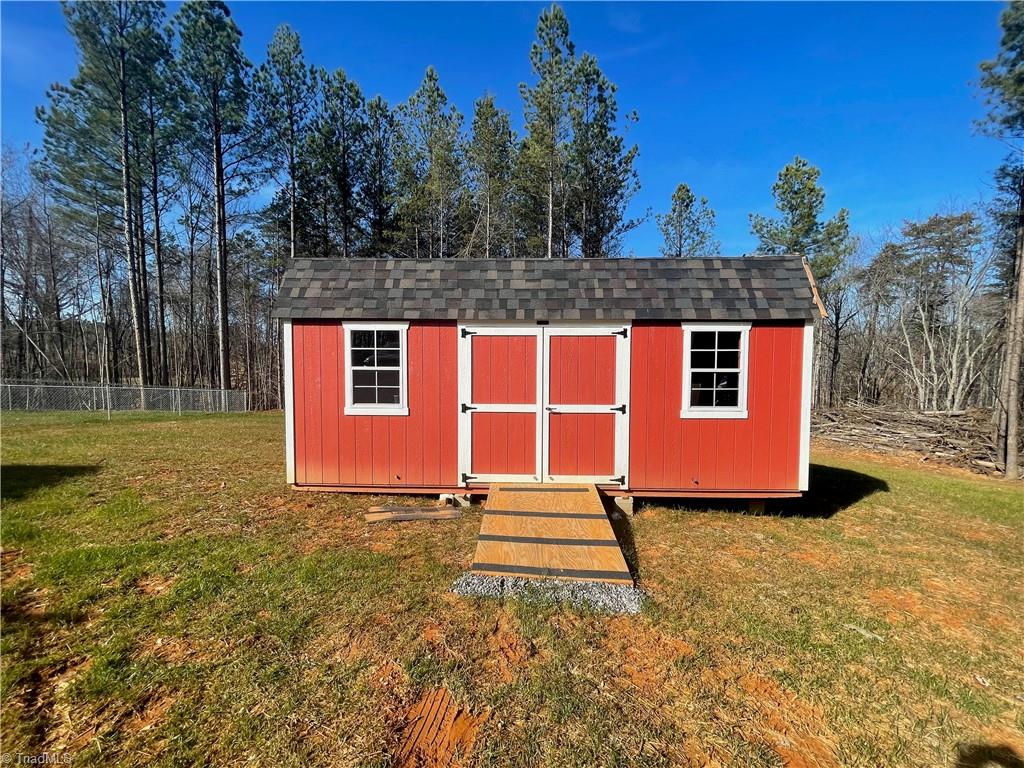 119 Woodrow Road Eden, NC 27288 - Photo 18 of 18 Gallery Image 18