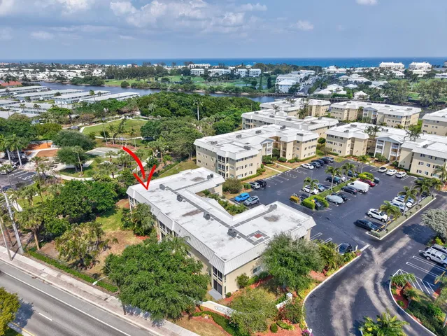 a view of building with yard