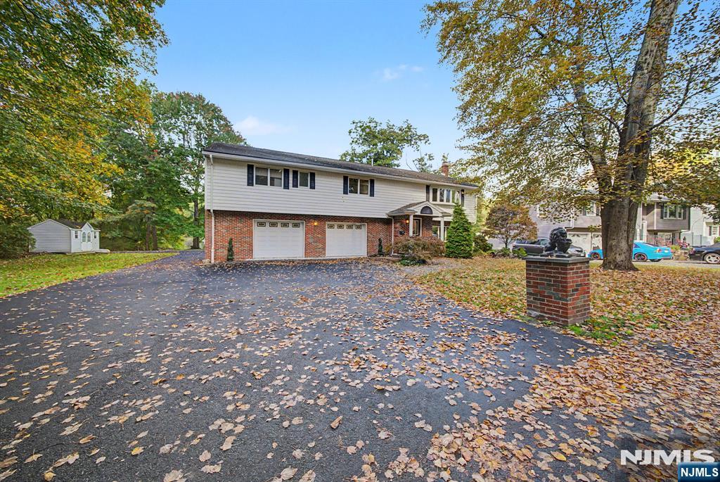 141 Shore Road Denville, NJ 07834 - Photo 41 of 48 Gallery Image 41