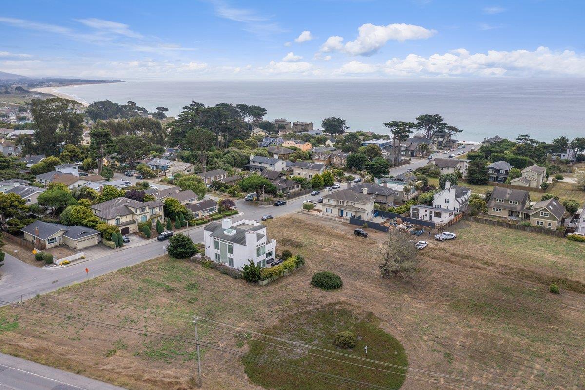 0 2nd Half Moon Bay Ca  