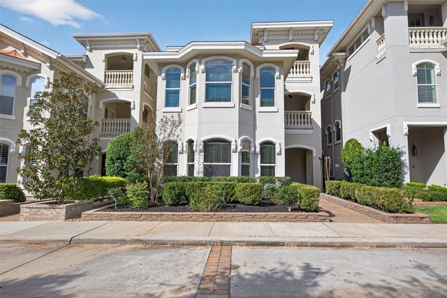 $1,400,000 | 23 Olmstead Row, The Woodlands, TX 77380