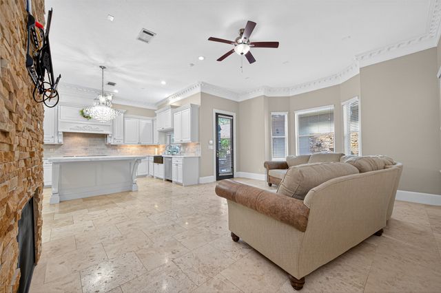 $1,400,000 | 23 Olmstead Row, The Woodlands, TX 77380