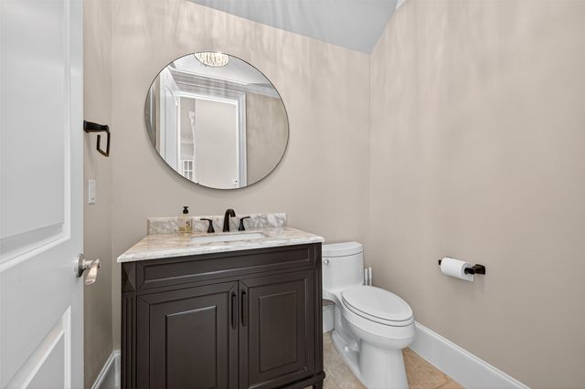 $1,400,000 | 23 Olmstead Row, The Woodlands, TX 77380