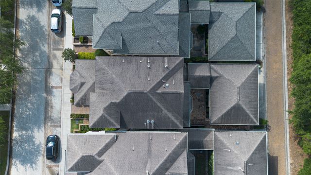 $1,400,000 | 23 Olmstead Row, The Woodlands, TX 77380