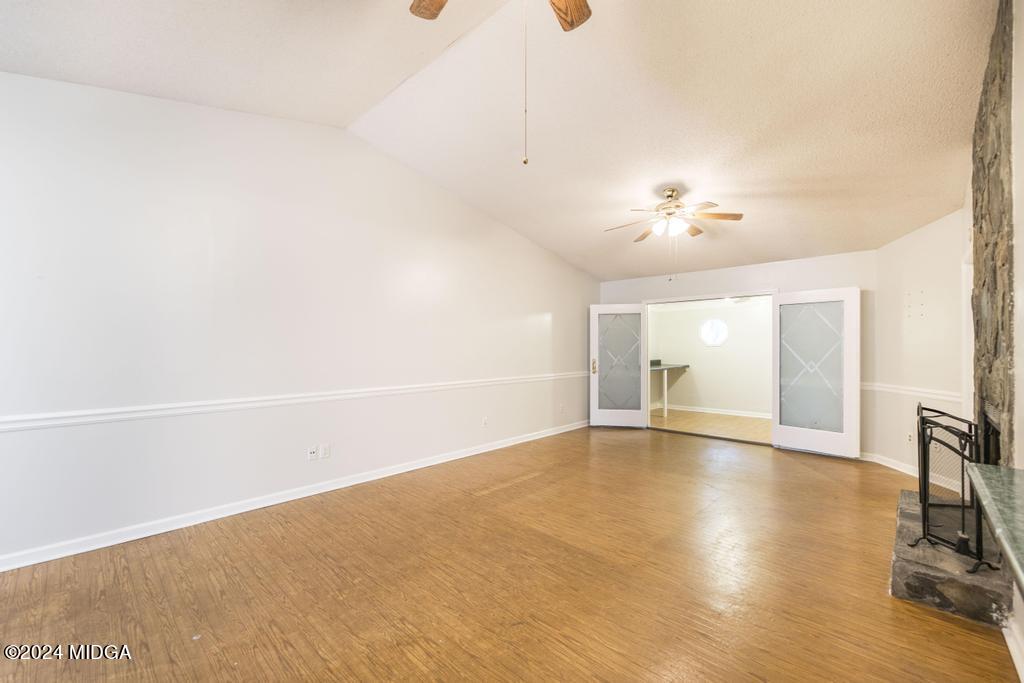 114 Wesleyan Way Macon, GA 31210 - Photo 7 of 28 a view of an empty room with a window