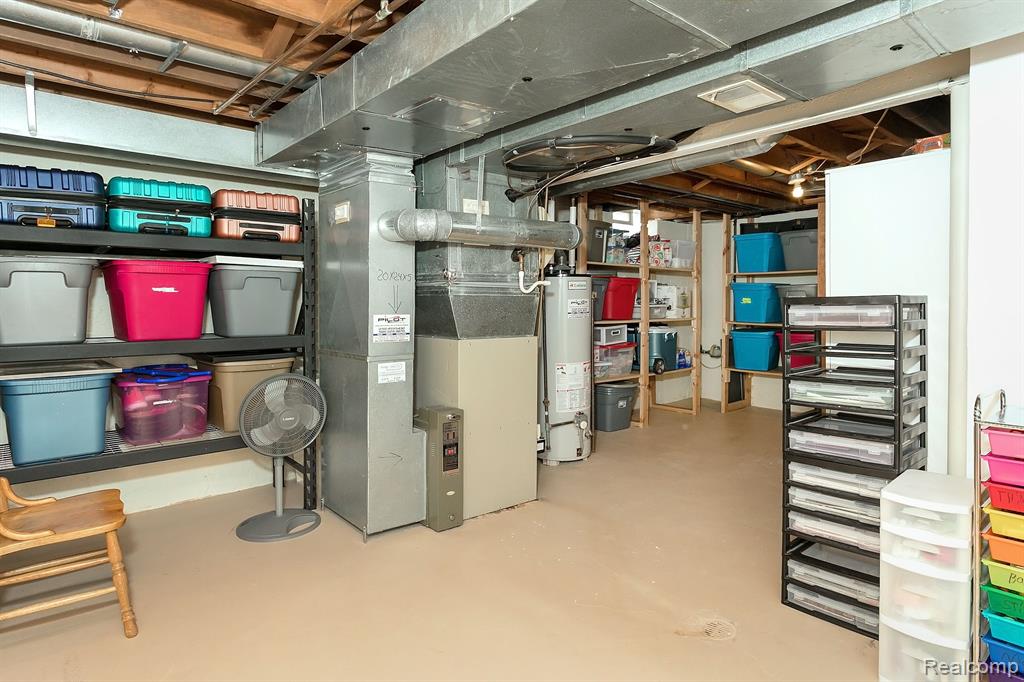 1024 Hayfield Road Rochester Hills, MI 48306 - Photo 31 of 41