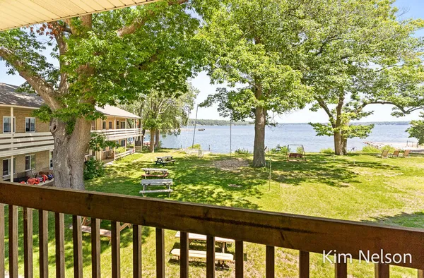 $2,200,000 | 6195 Murray Road, Whitehall, MI 49461