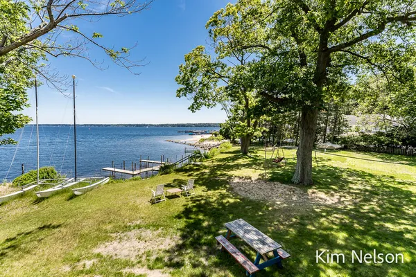 $2,200,000 | 6195 Murray Road, Whitehall, MI 49461