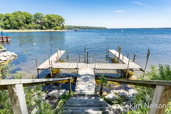 $2,200,000 | 6195 Murray Road, Whitehall, MI 49461