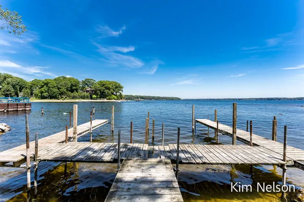 $2,200,000 | 6195 Murray Road, Whitehall, MI 49461
