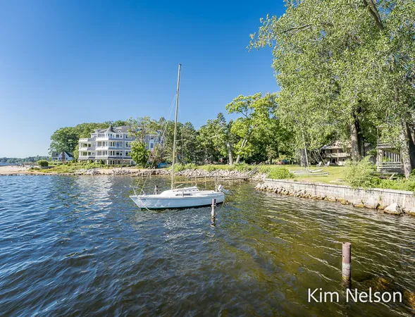 $2,200,000 | 6195 Murray Road, Whitehall, MI 49461