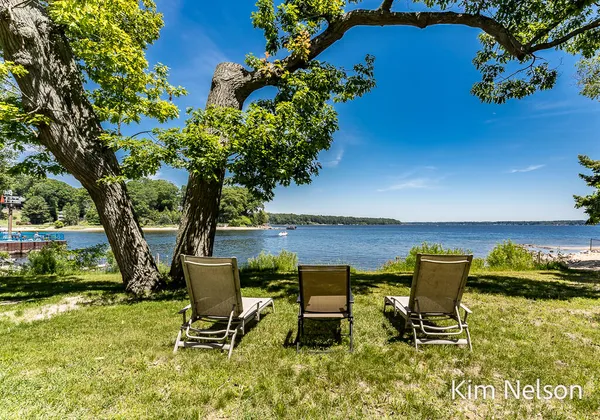 $2,200,000 | 6195 Murray Road, Whitehall, MI 49461