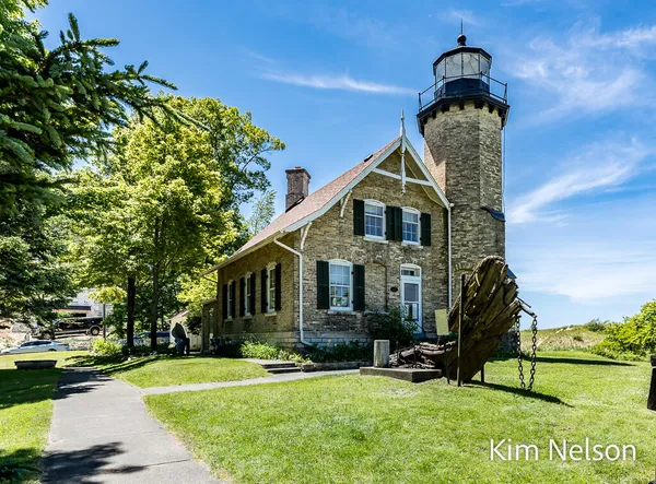 $2,200,000 | 6195 Murray Road, Whitehall, MI 49461