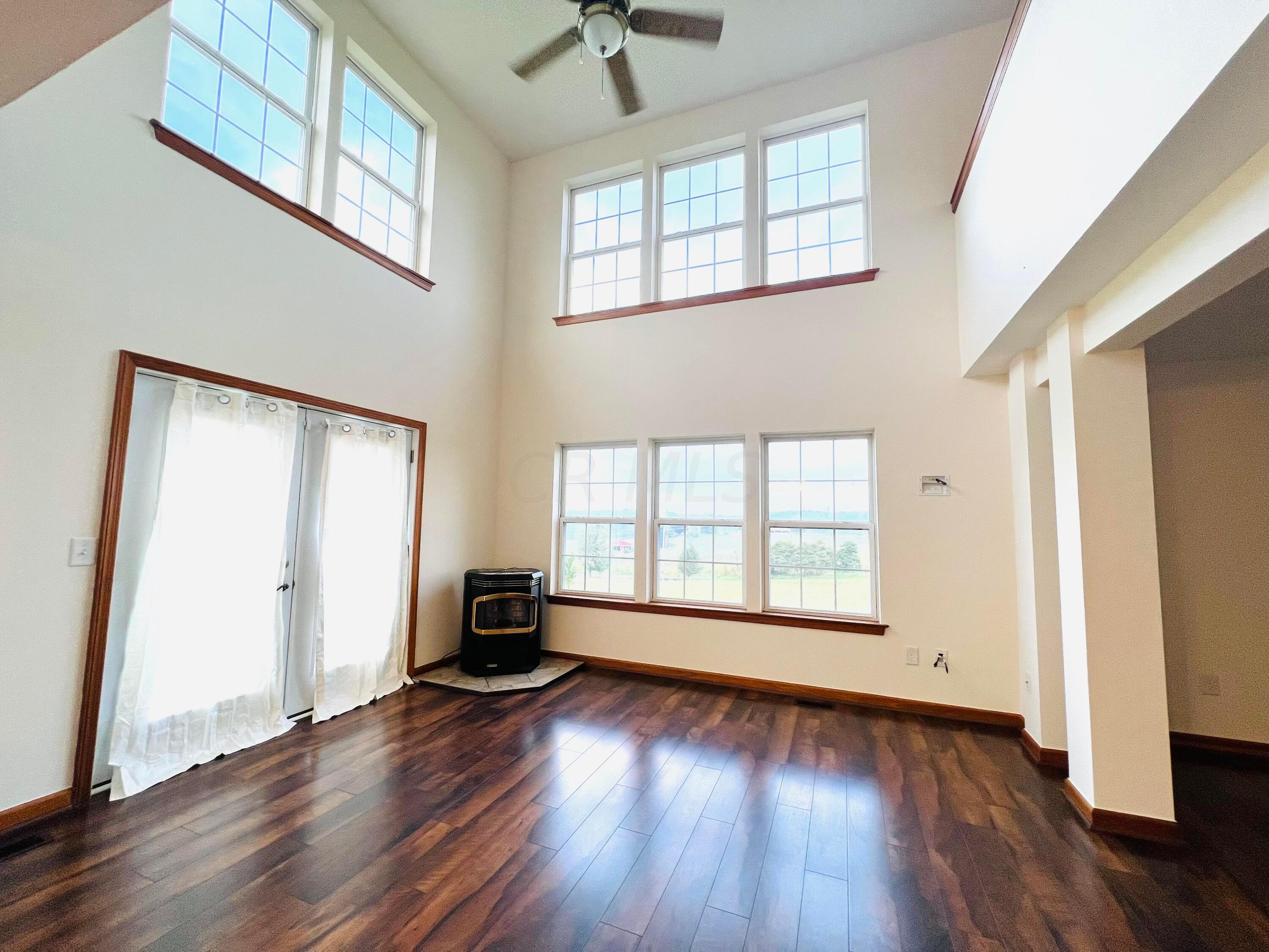 16362 Smith Road Fredericktown, OH 43019 - Photo 13 of 44 2 story living room