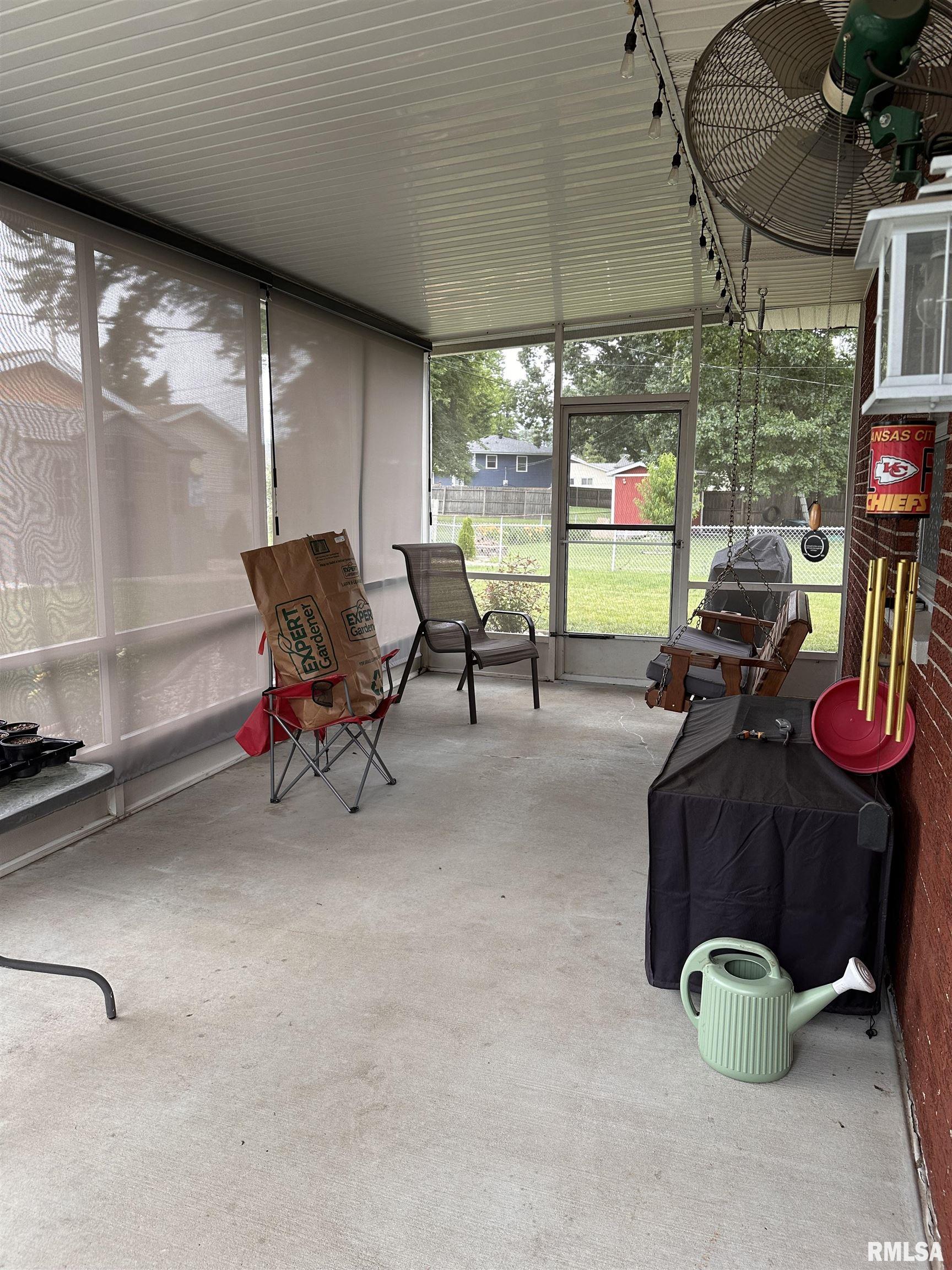 2309 East Griffiths Avenue Springfield, IL 62702 - Photo 27 of 35