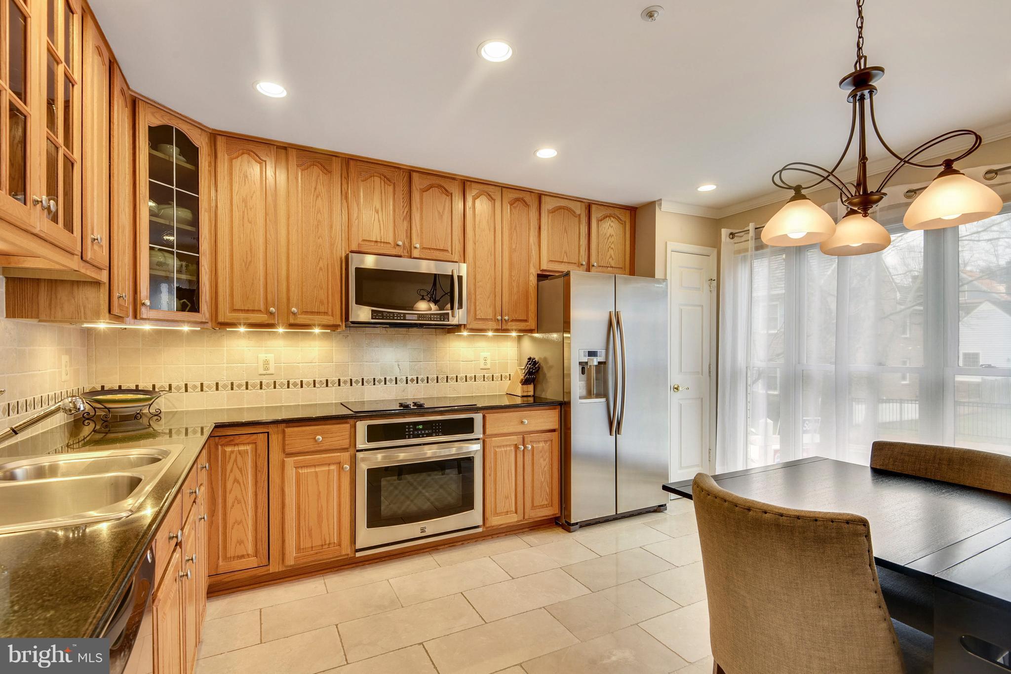 104 Hart Road Gaithersburg, MD 20878 - Photo 3 of 29 Kitchen