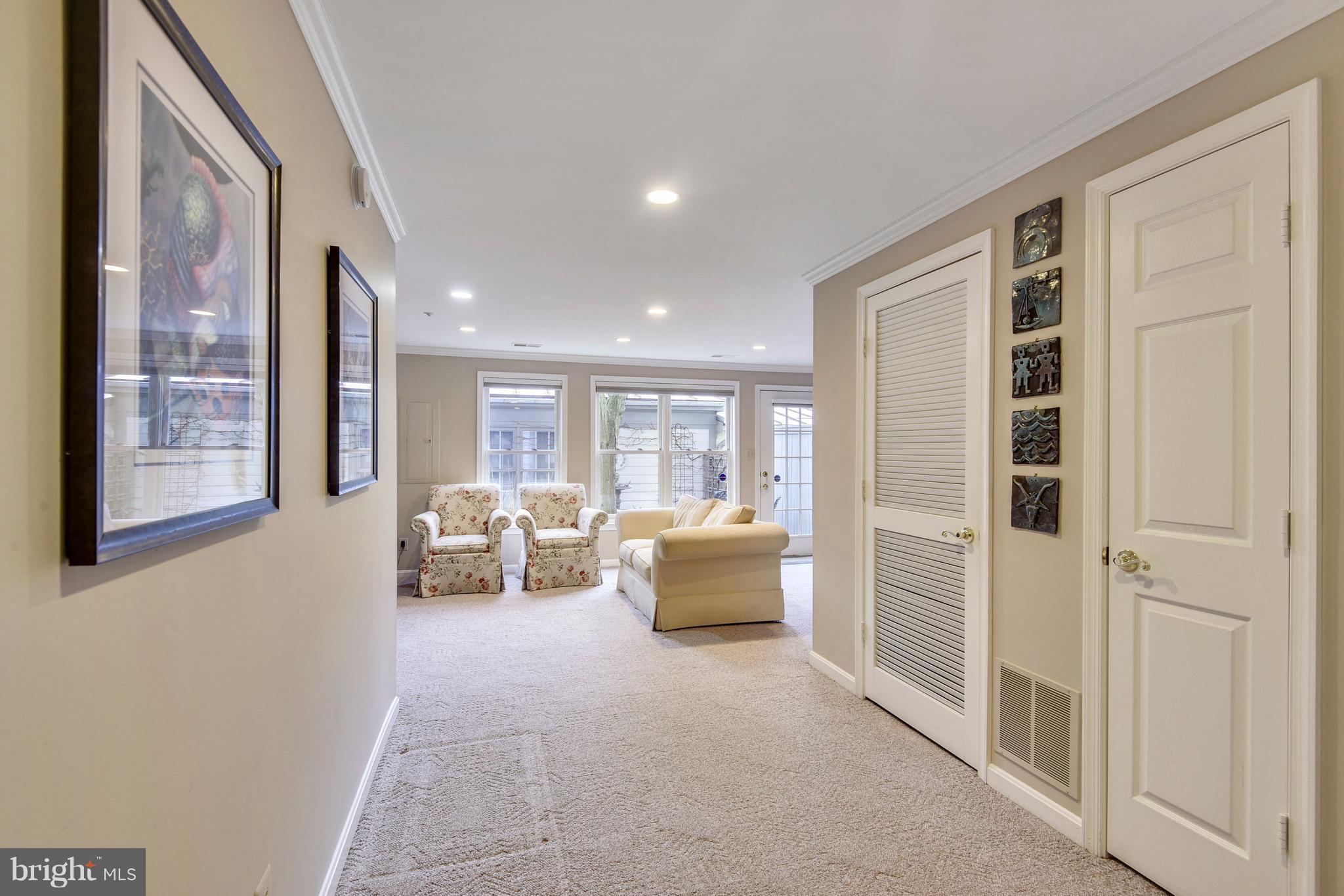 104 Hart Road Gaithersburg, MD 20878 - Photo 21 of 29 Interior (General)