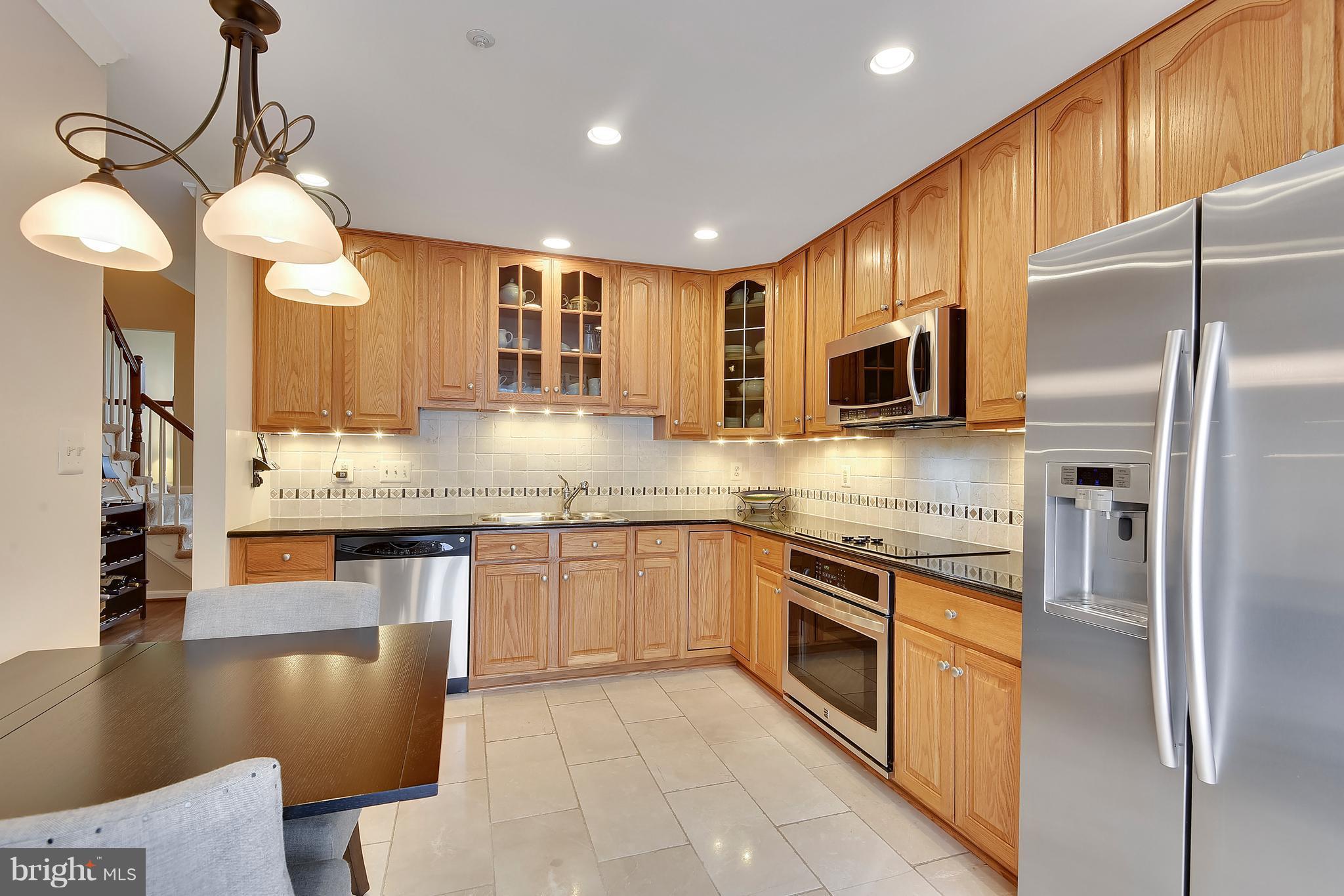 104 Hart Road Gaithersburg, MD 20878 - Photo 4 of 29 Kitchen