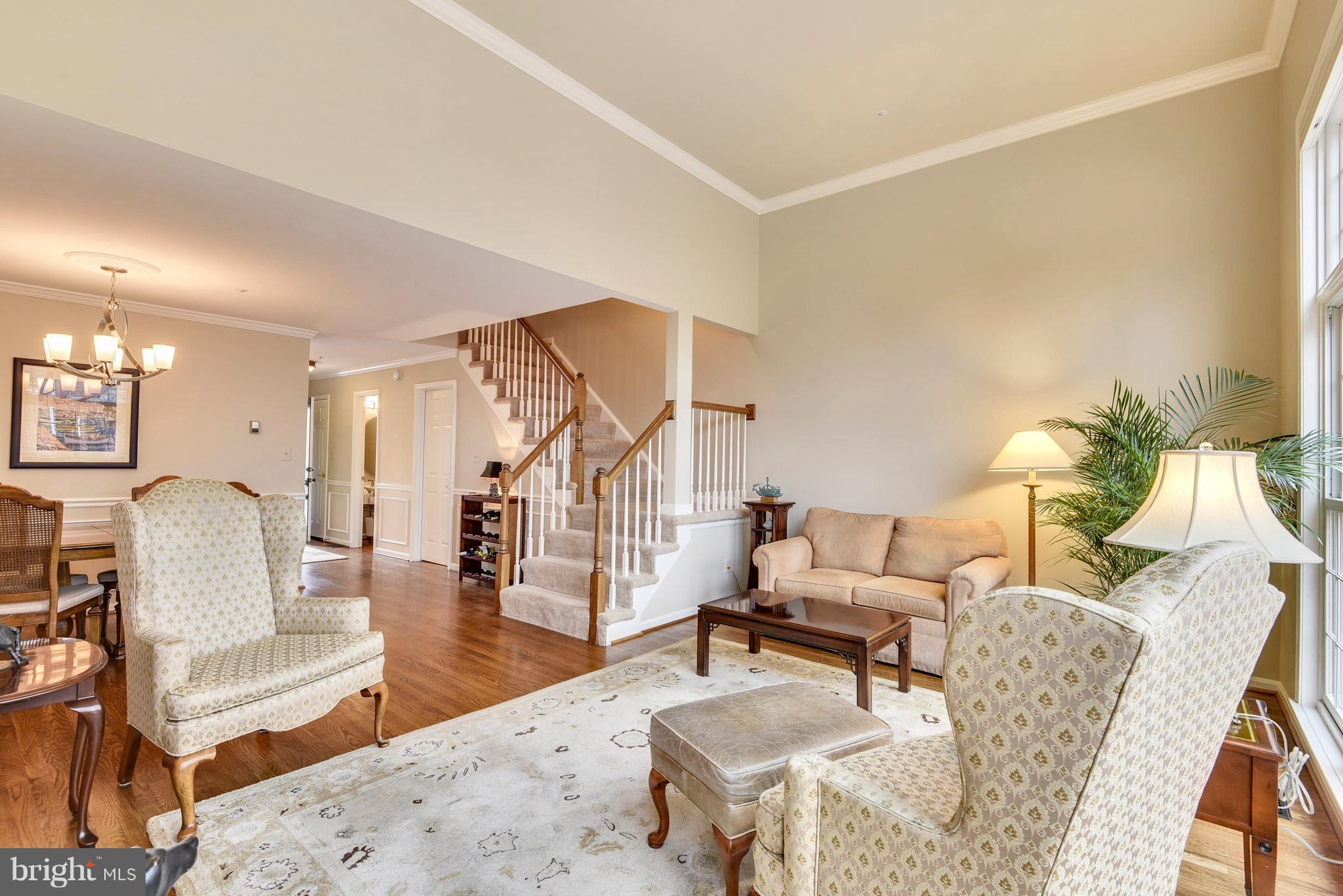 104 Hart Road Gaithersburg, MD 20878 - Photo 10 of 29 Living Room