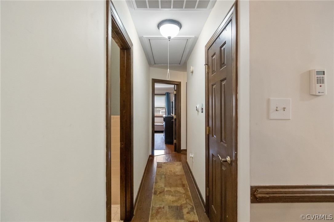 3506 Ludgate Road Chester, VA 23831 - Photo 11 of 22 a view of a hallway with a dining room