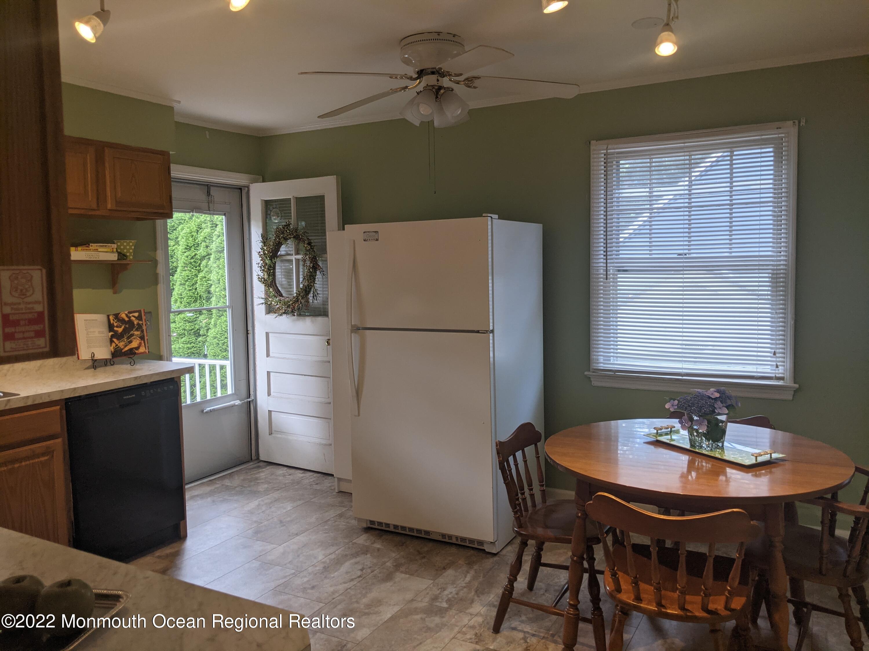 512 Couse Road Neptune Township, NJ 07753 - Photo 5 of 19 PXL_20220715_132237728