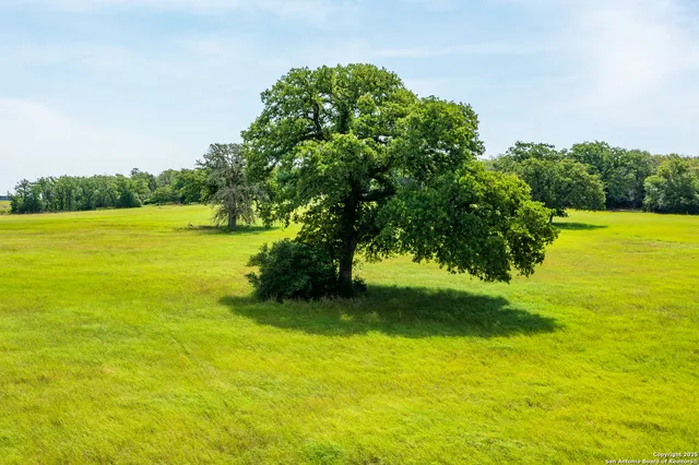 $2,170,000 | 3671 County Road 455, Thorndale, TX 76577