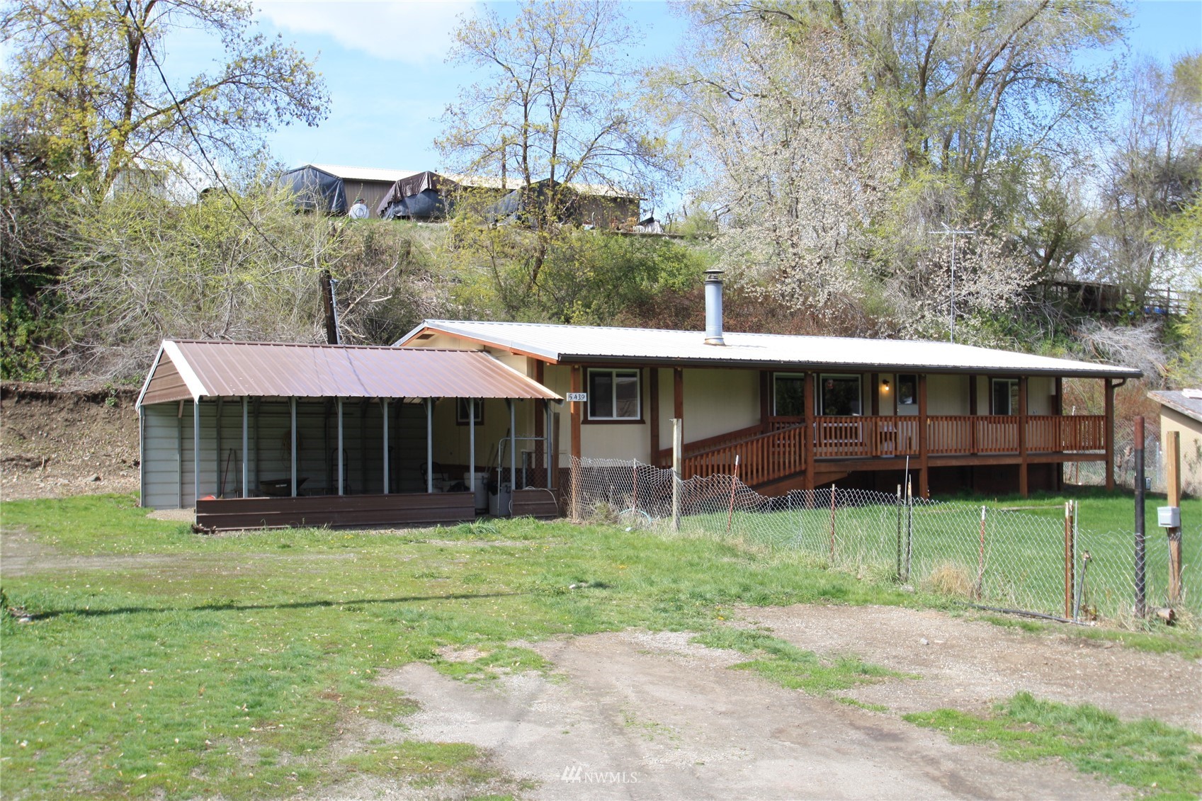 5439 Binder Road Cashmere, WA 98815 - Photo 3 of 16 Gallery Image 3